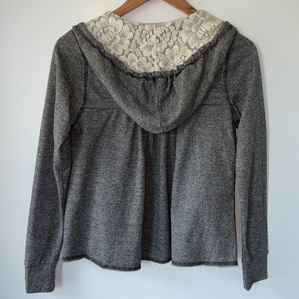 Rewind Cardigan - Picture 2 of 5